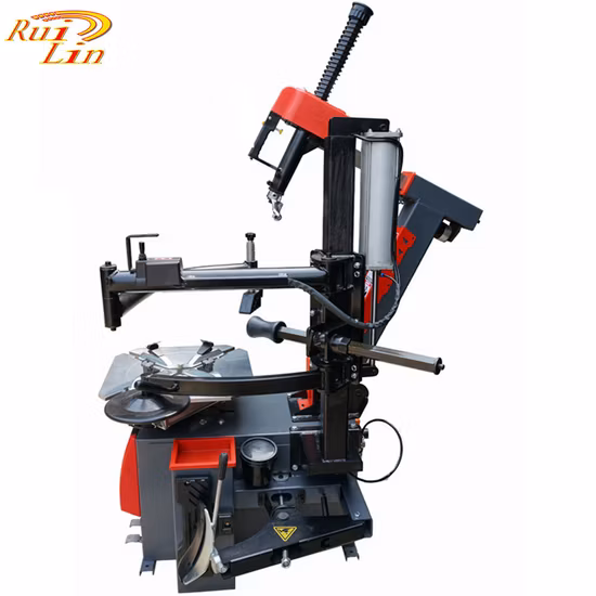 Оборудование для замены автомобильных шин с шиномонтажным станком с вспомогательным рычагом